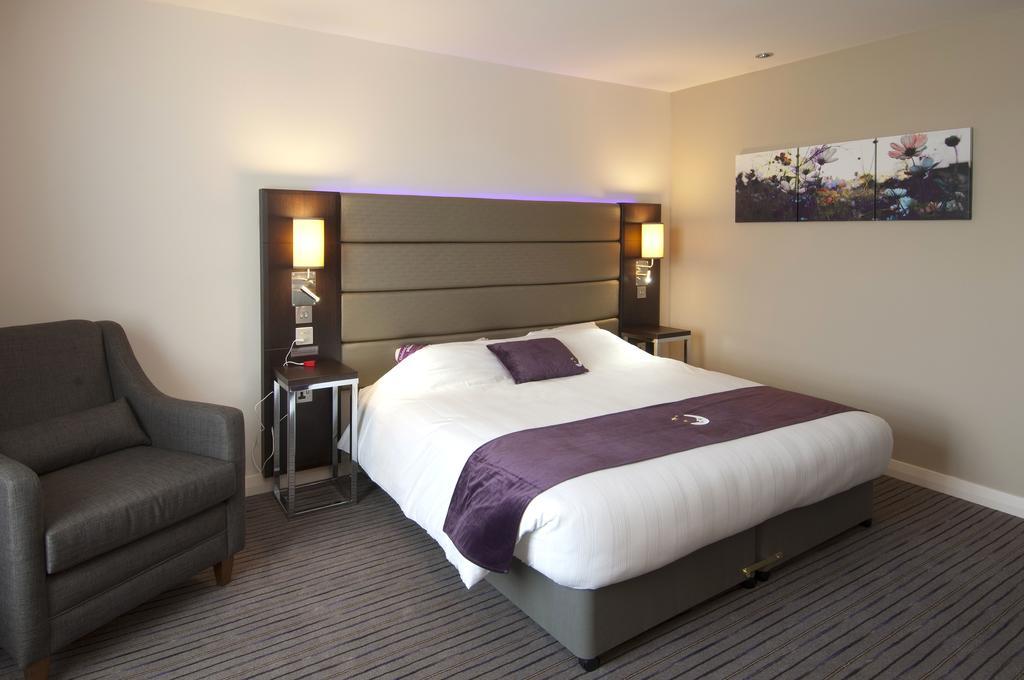 Premier Inn Birmingham City Centre Bridge Street Exterior photo